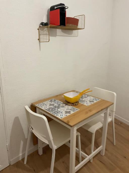 Appartement Hyper Centre Climatise 普罗旺斯地区萨隆 外观 照片